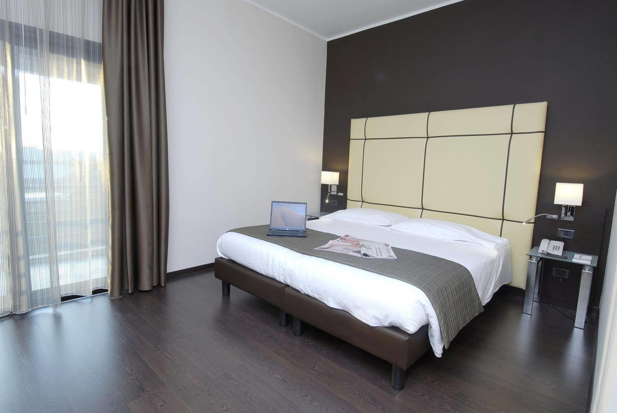 Hotel Pergola Legnago Eksteriør billede